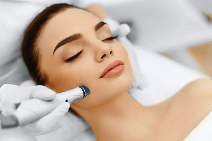 Hydro Dermabrasion