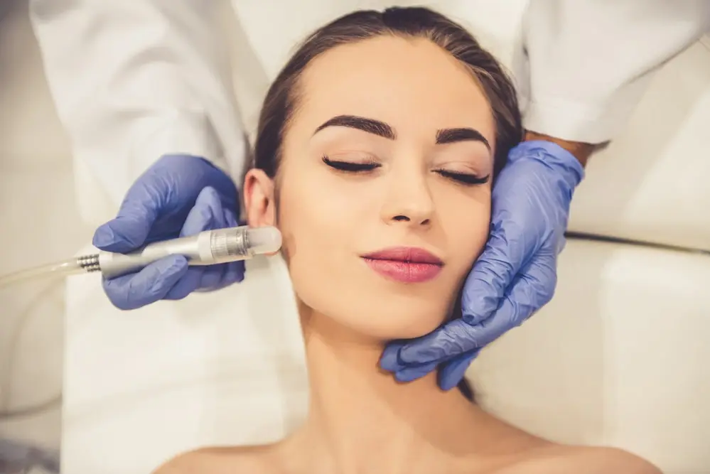 Hydrodermabrasion Facial